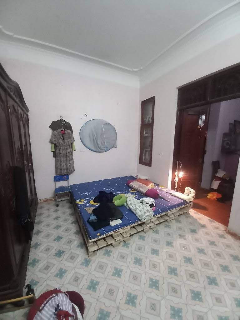 Bán nhà Phùng Khoang, DT 42m2x5T, giá 7,75 tỷ, ô tô đỗ gần, cạnh Đại học Hà Nội